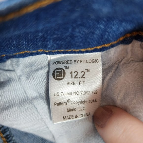 Measure & Made Medium Wash Ankle Jeans - Fitlogic Technology - 64% Cotton Blend - Picture 5 of 6